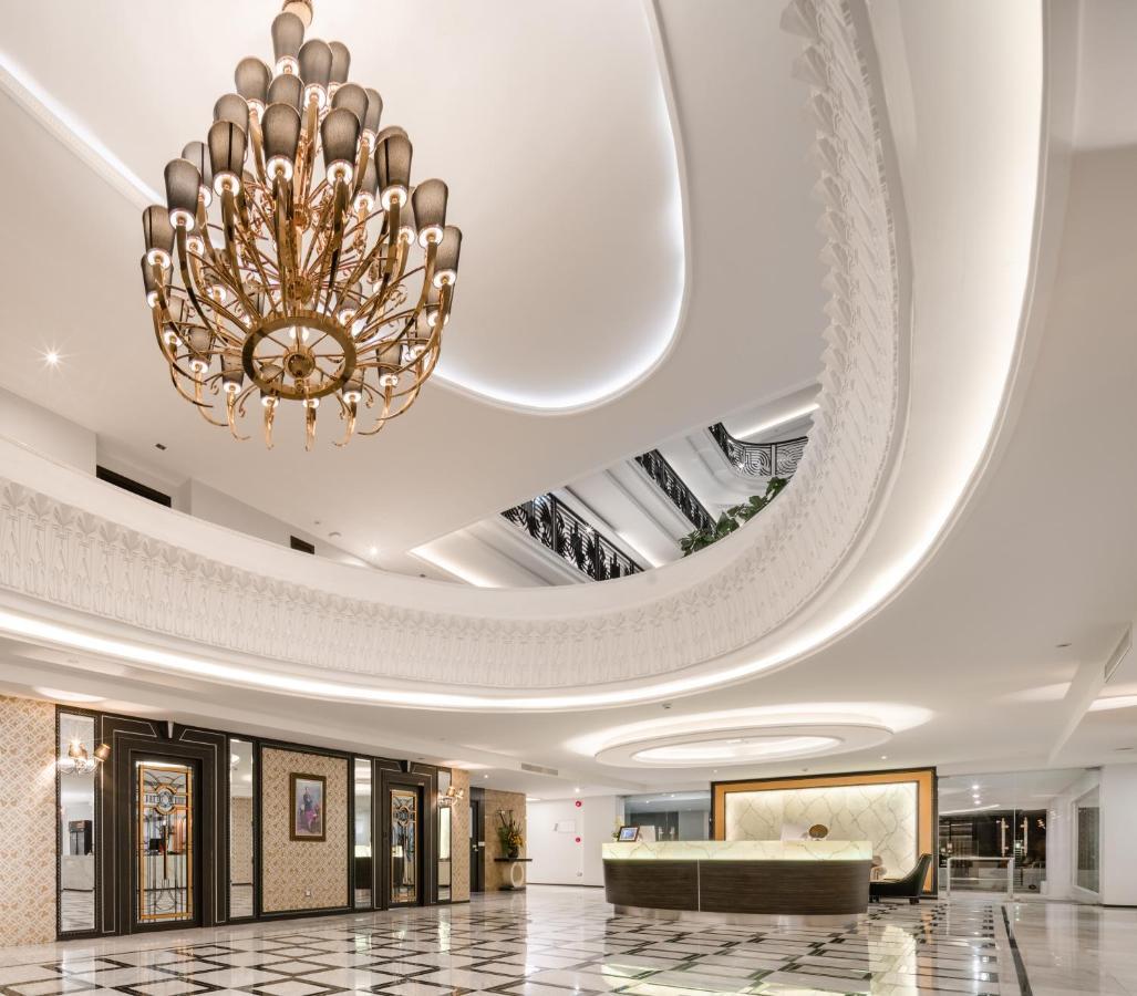 Sirin Exclusive Hotel And Residence Патая Екстериор снимка