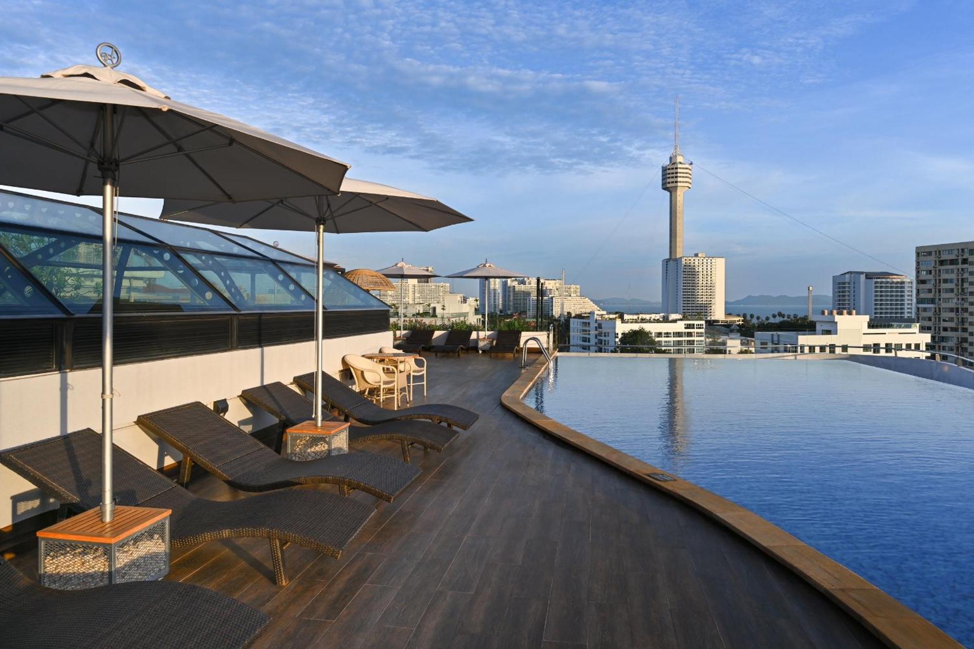 Sirin Exclusive Hotel And Residence Патая Екстериор снимка